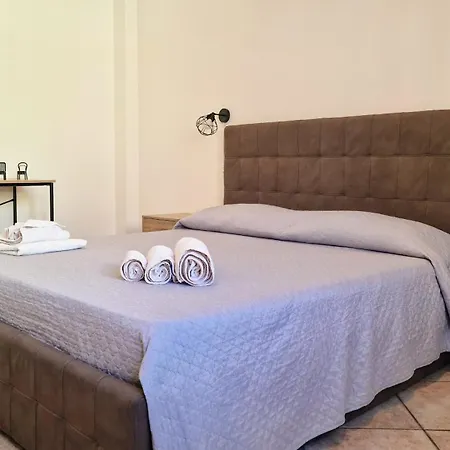 Holiday home Elea Avola